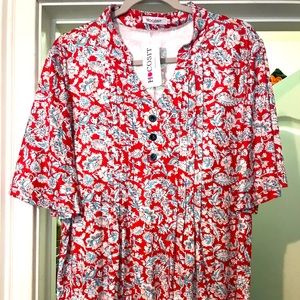 Polyester and Spandex Hocosit brand, size XL floral pleated blouse.